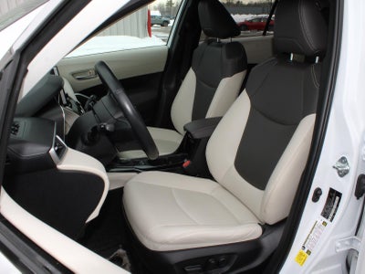 2023 Toyota Corolla Cross XLE