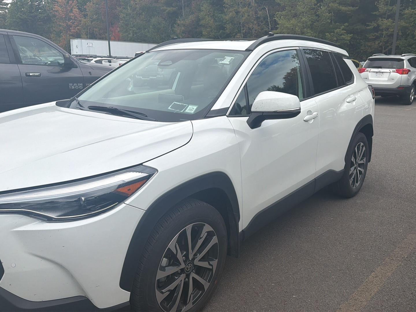 2024 Toyota Corolla Cross XLE