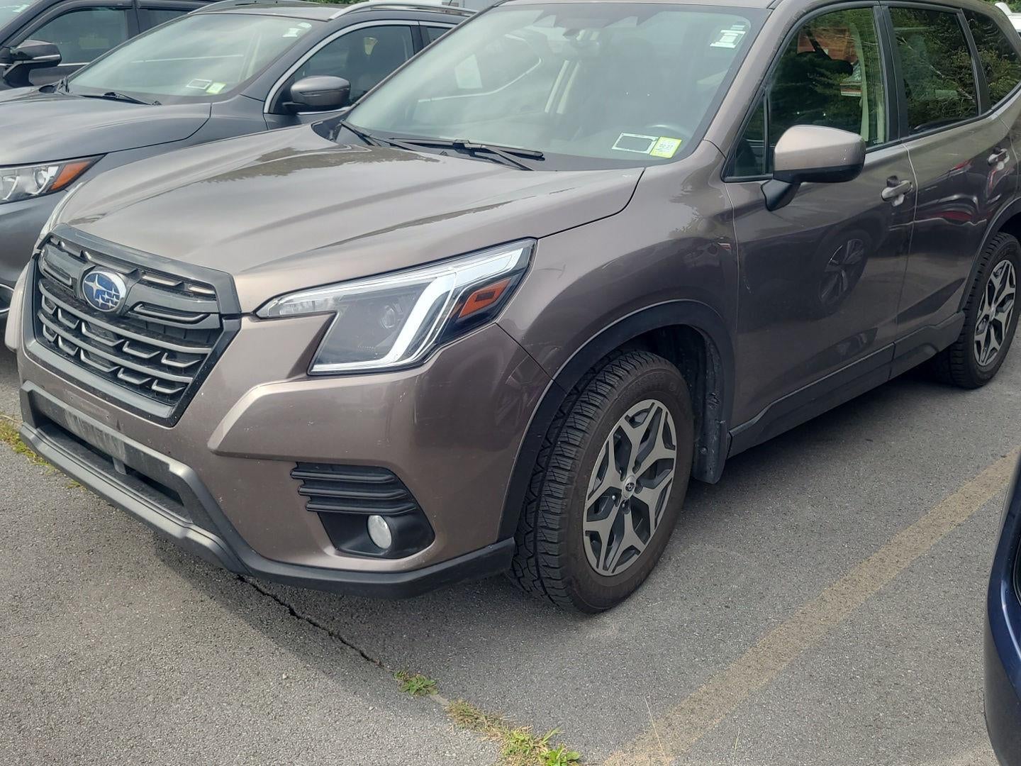 2022 Subaru Forester Premium