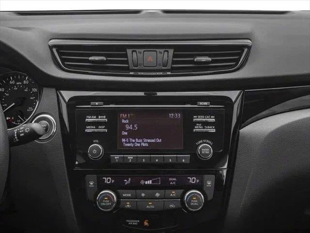 2017 Nissan Rogue Sport SV