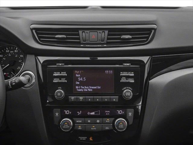 2017 Nissan Rogue Sport SV