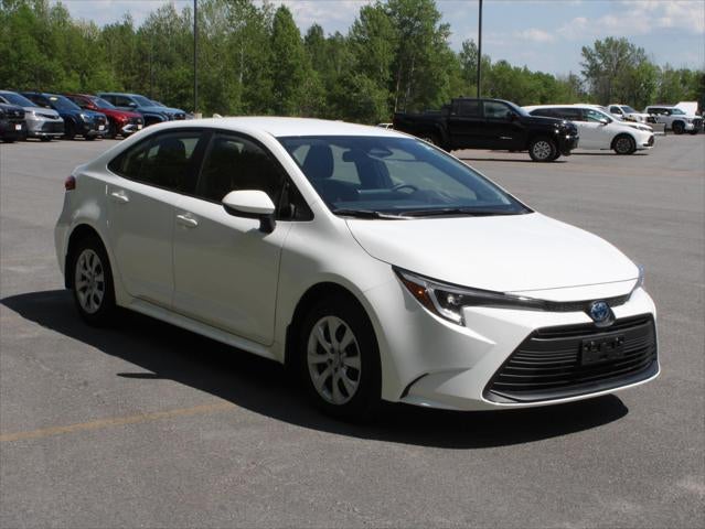 2025 Toyota Corolla Hybrid LE