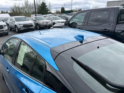 2022 Toyota Prius LE