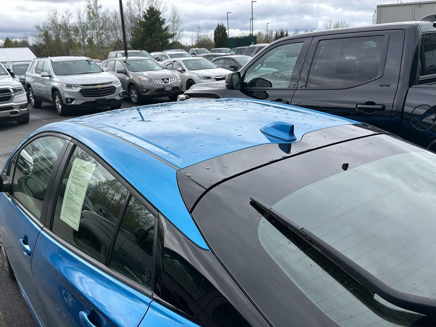 2022 Toyota Prius LE
