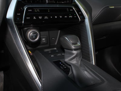 2023 Toyota Venza LE