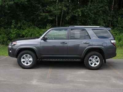 2022 Toyota 4Runner SR5