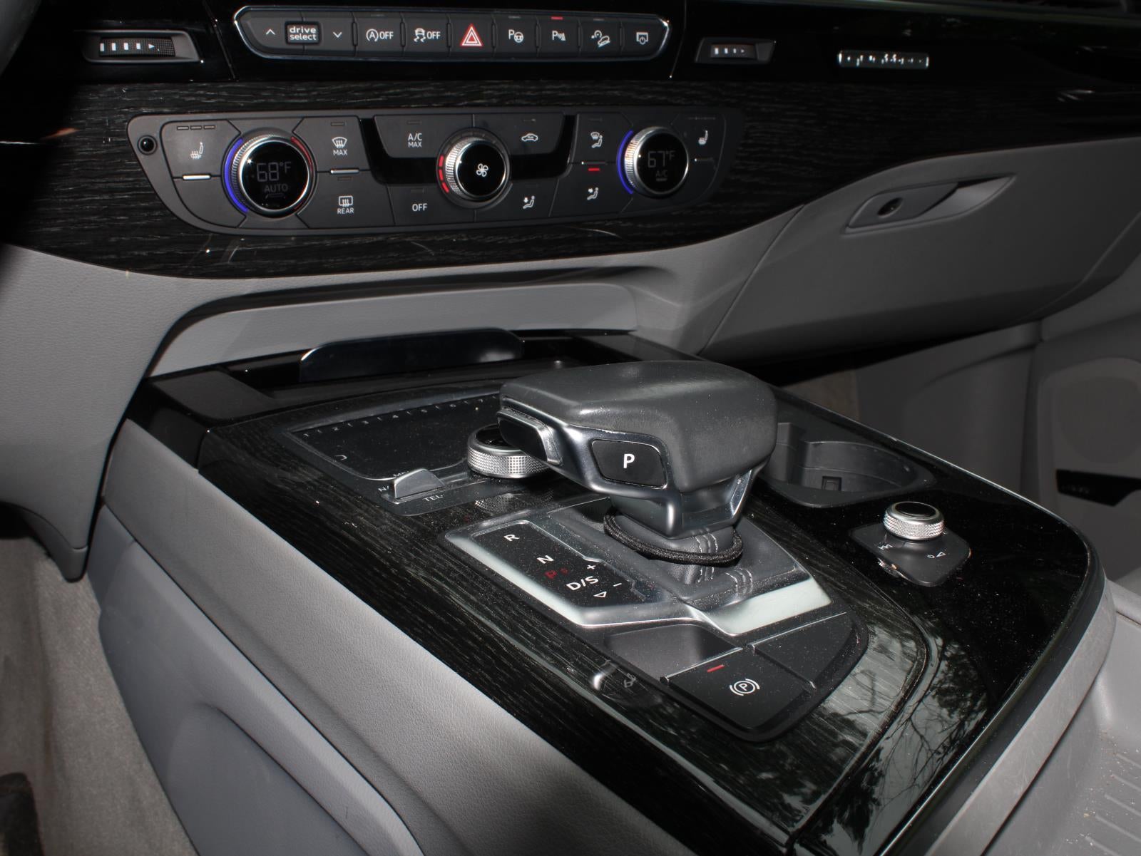 2019 Audi Q7 Premium Plus