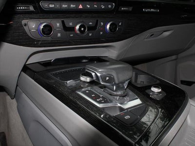 2019 Audi Q7 Premium Plus