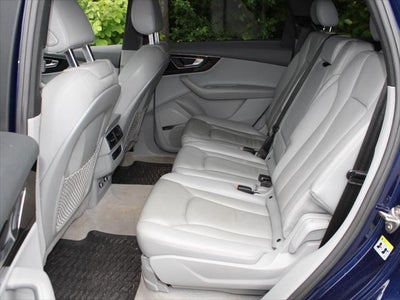 2019 Audi Q7 Premium Plus
