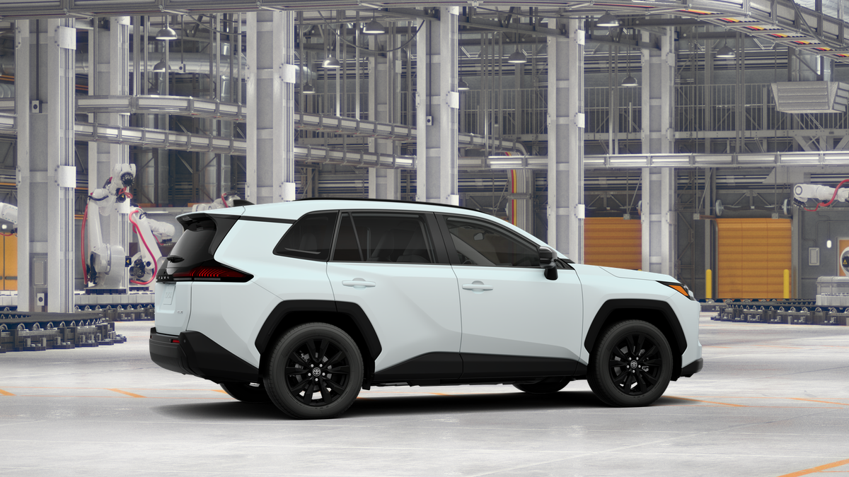 2026 Toyota RAV4 XLE - Photo 11