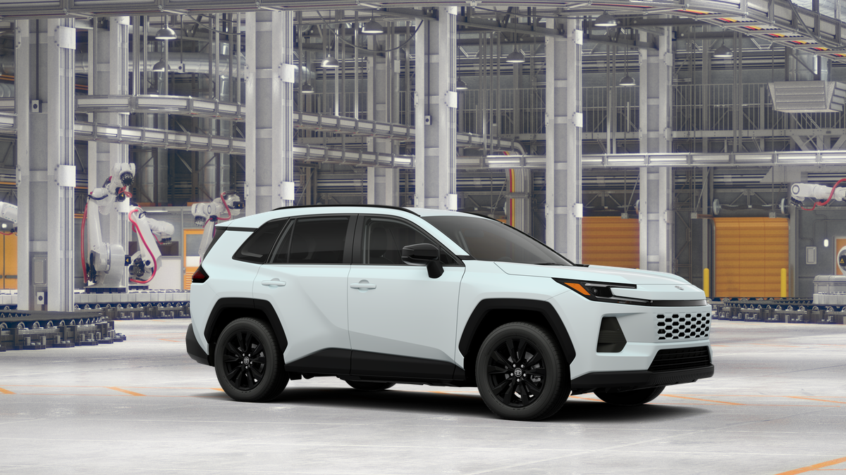 2026 Toyota RAV4 XLE - Photo 14