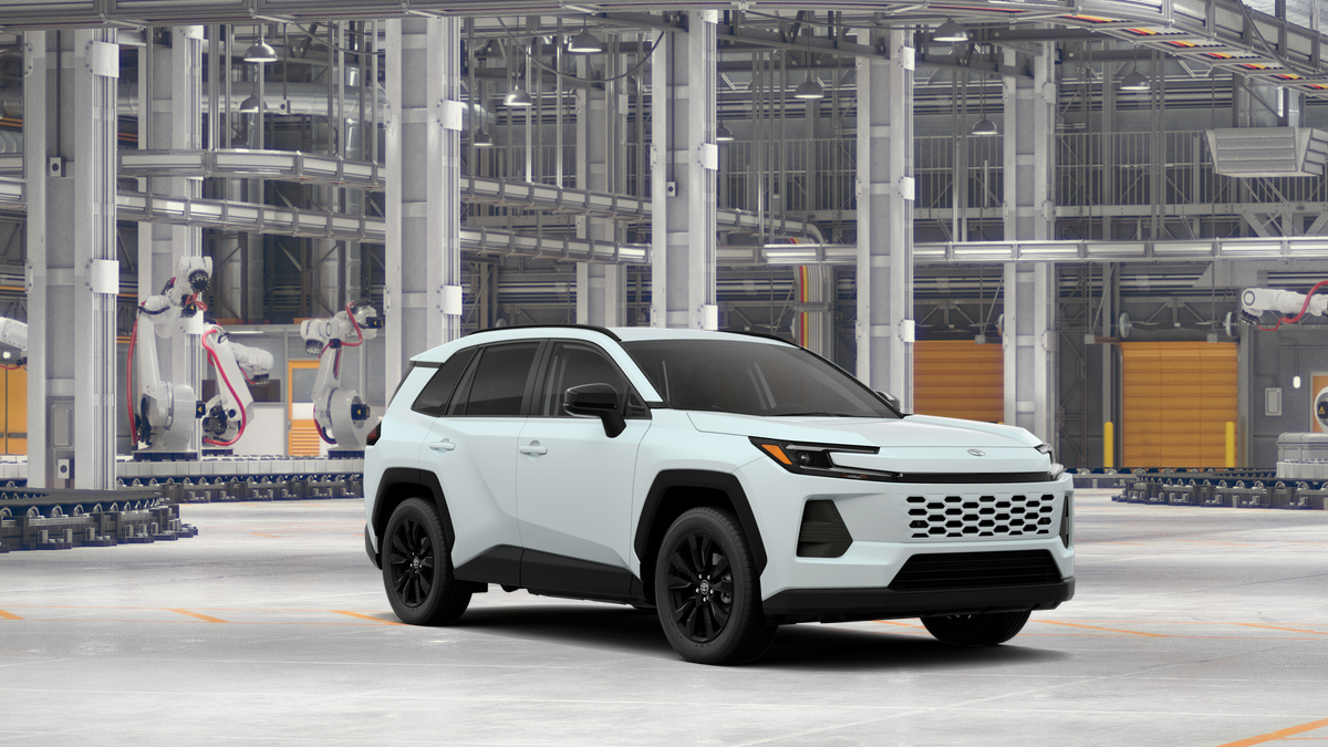 2026 Toyota RAV4 XLE - Photo 15