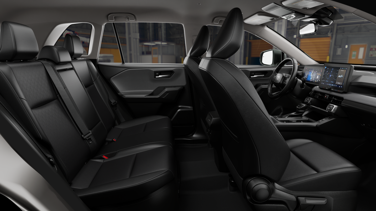 2026 Toyota RAV4 XLE - Photo 21