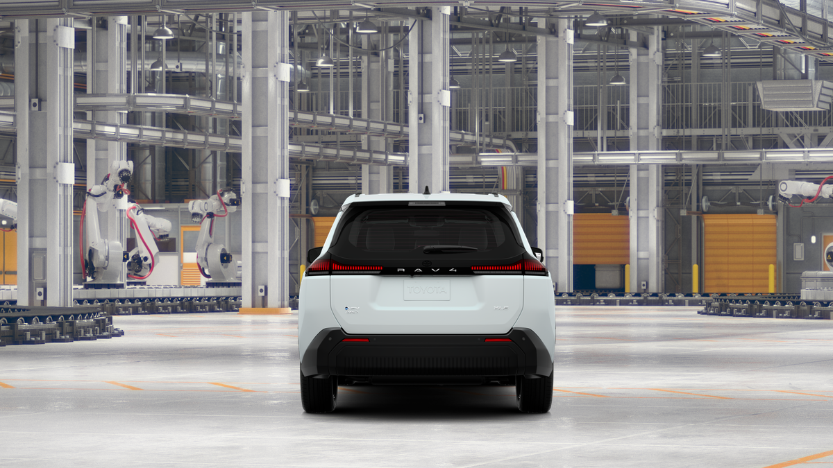 2026 Toyota RAV4 XLE - Photo 8