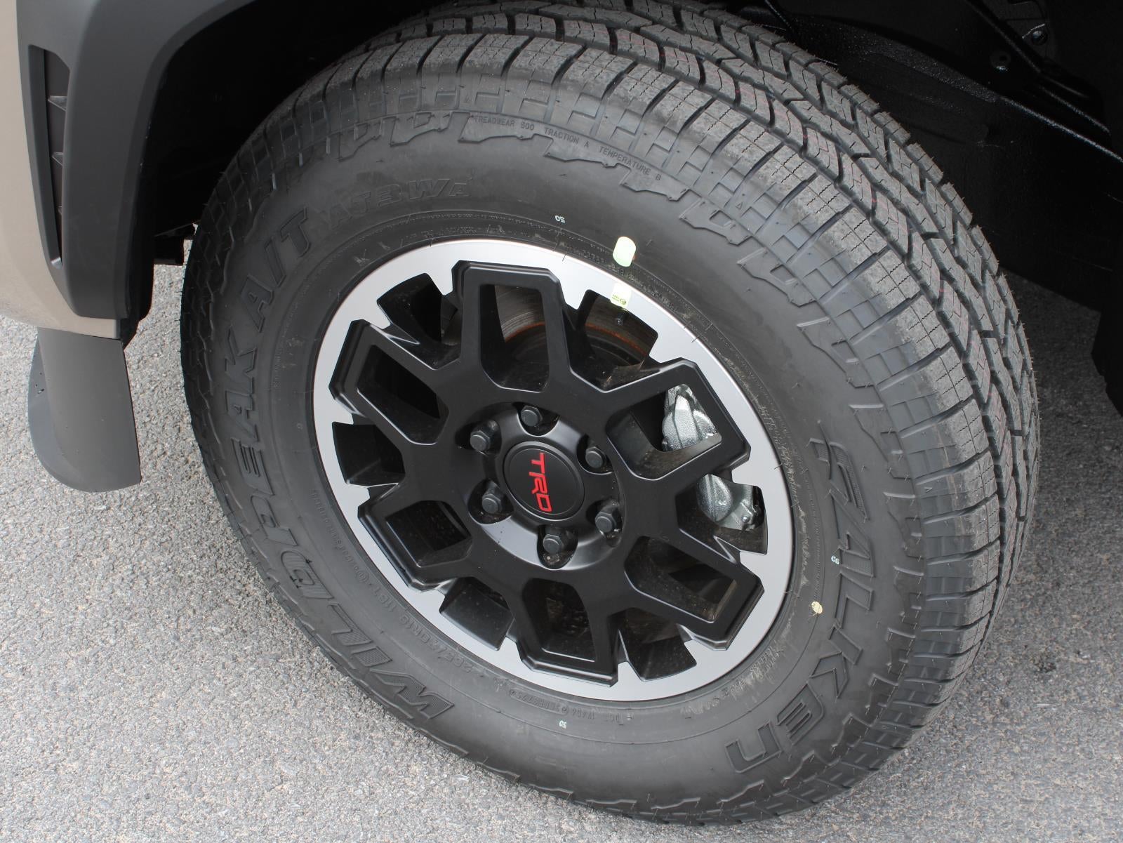 2026 Toyota Tacoma i-FORCE MAX Tacoma TRD Off-Road