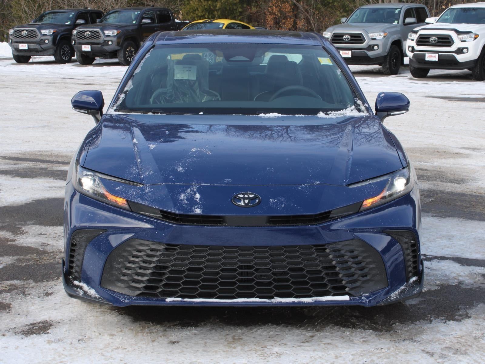 2026 Toyota Camry SE AWD