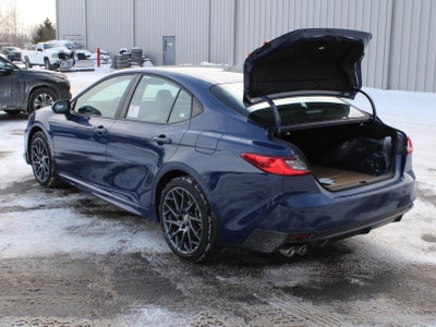 2026 Toyota Camry SE AWD