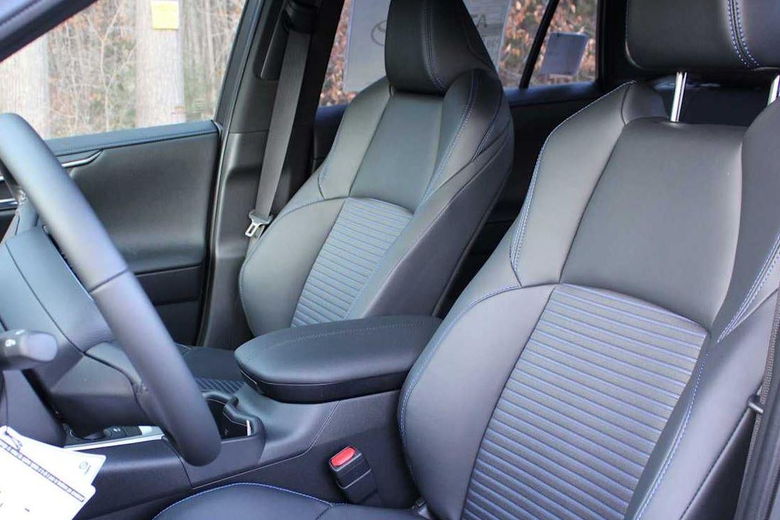 2025 Toyota RAV4 Hybrid XSE