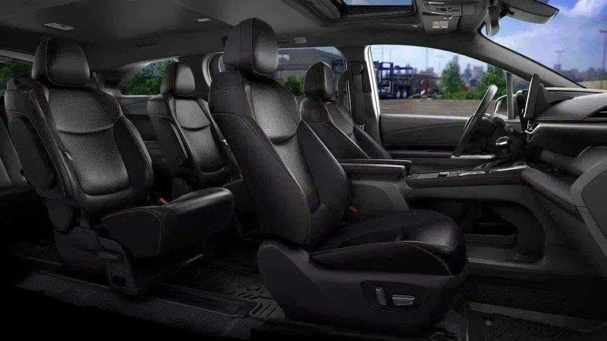 2026 Toyota Sienna Woodland Edition