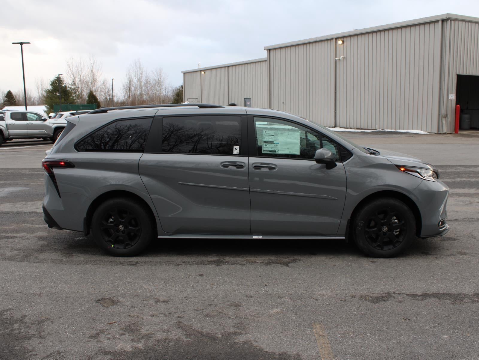 2026 Toyota Sienna Woodland Edition