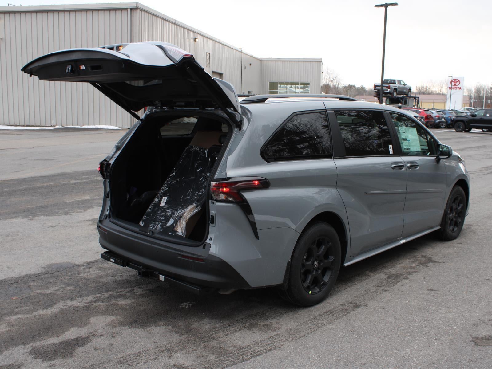 2026 Toyota Sienna Woodland Edition