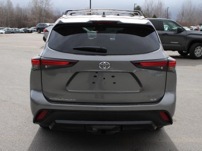 2026 Toyota Highlander Hybrid XLE