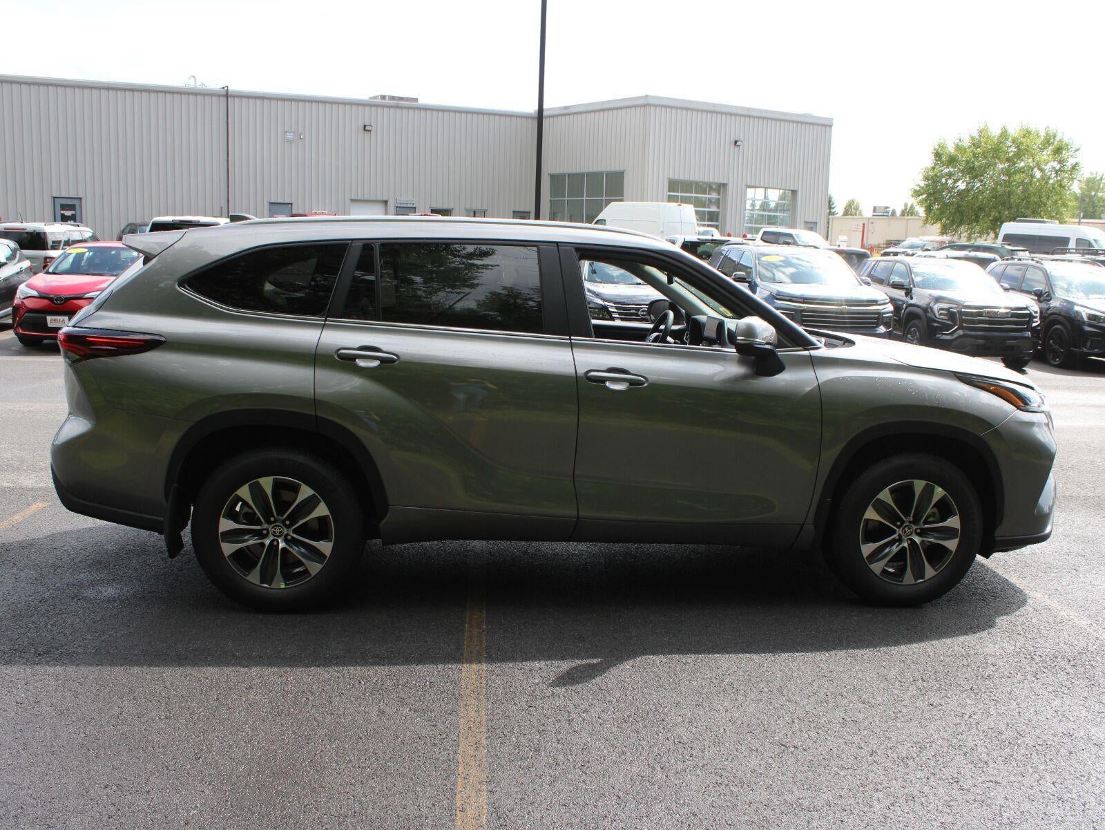 2026 Toyota Highlander XLE