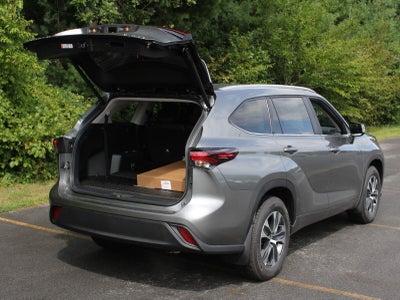 2026 Toyota Highlander XLE