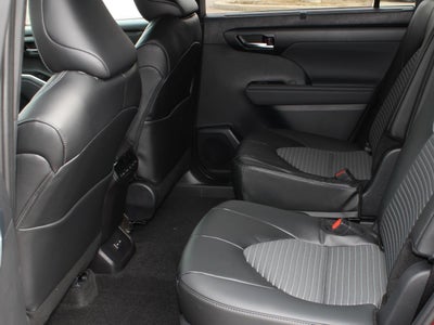 2026 Toyota Highlander XSE