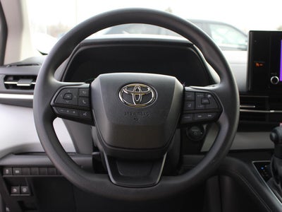 2026 Toyota Sienna LE