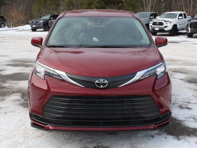 2026 Toyota Sienna LE