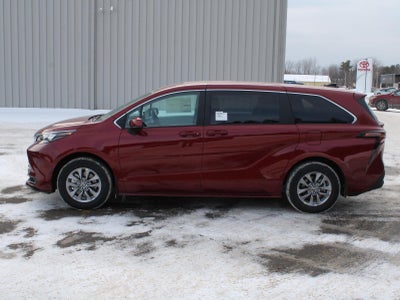 2026 Toyota Sienna LE