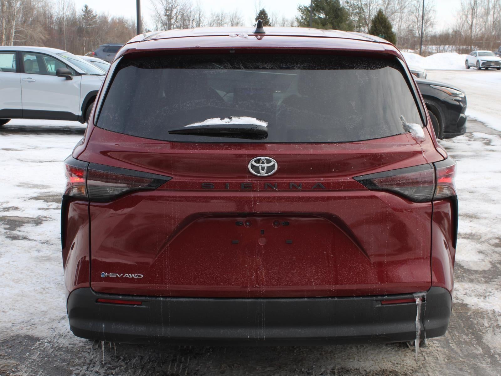 2026 Toyota Sienna LE