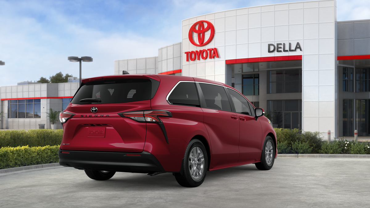 2026 Toyota Sienna LE