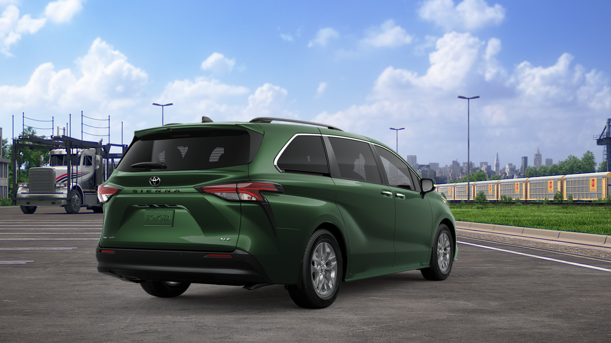 2026 Toyota Sienna XLE