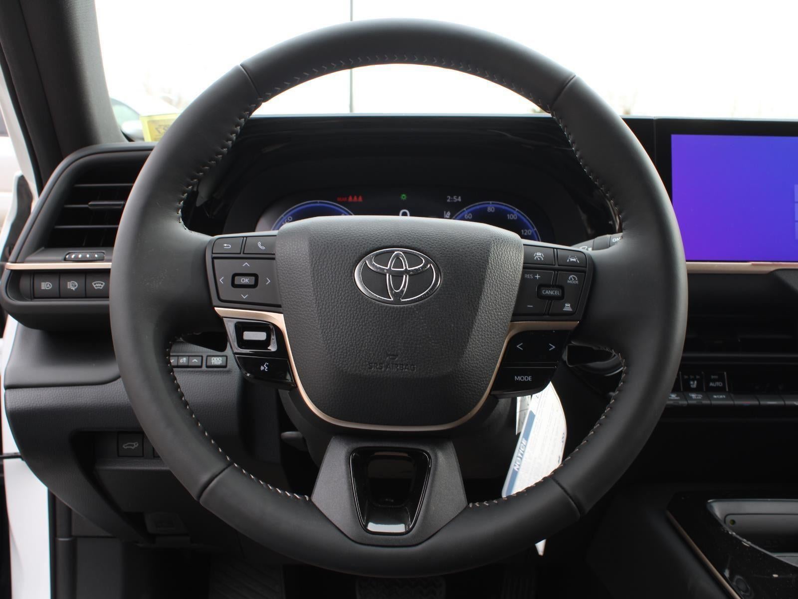 2026 Toyota Toyota Crown Signia XLE