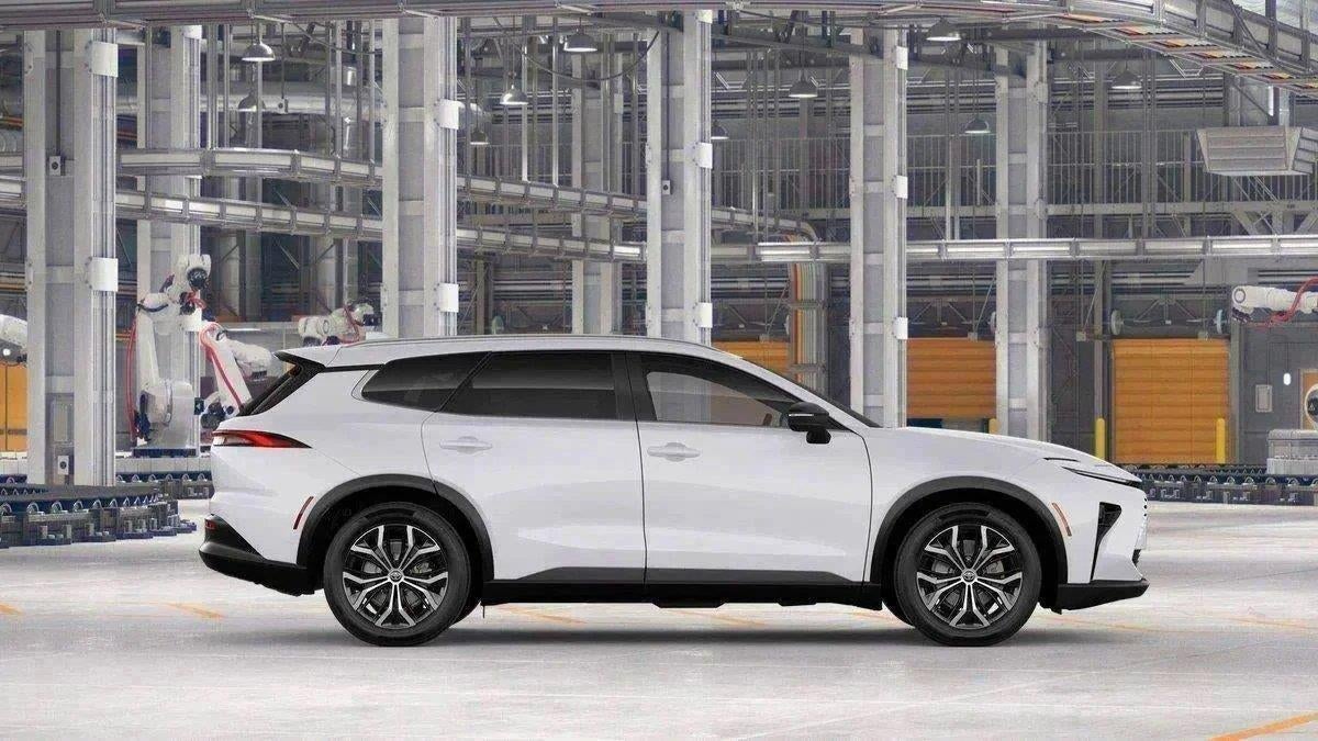 2026 Toyota Toyota Crown Signia XLE