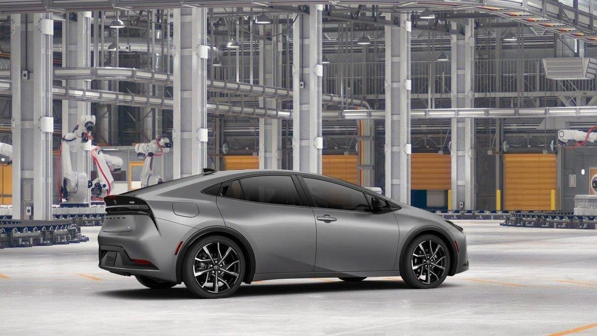 2027 Toyota Prius Plug-in Hybrid XSE