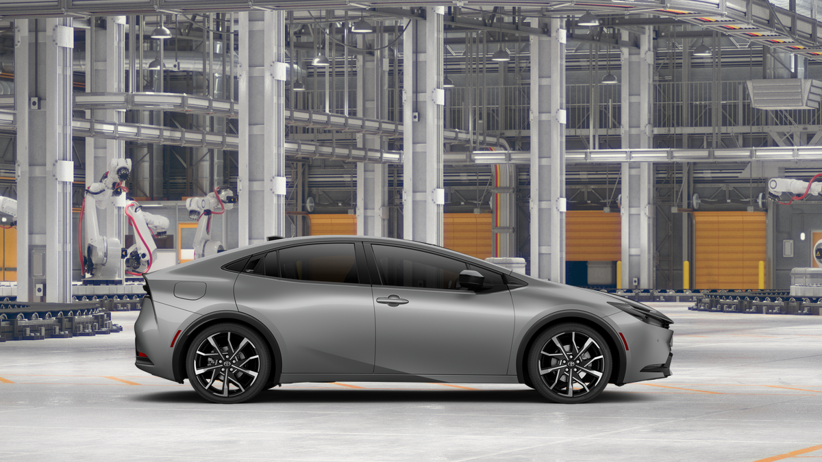 2027 Toyota Prius Plug-in Hybrid XSE