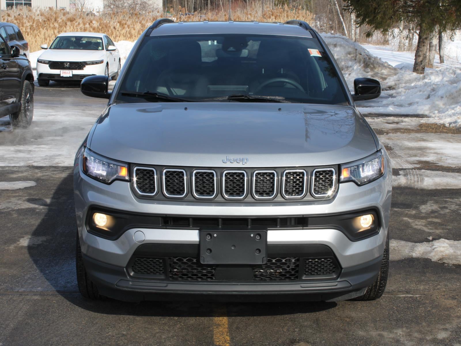 2024 Jeep Compass Latitude Four Wheel Drive 8-SPEED AUTOMATIC 8F30