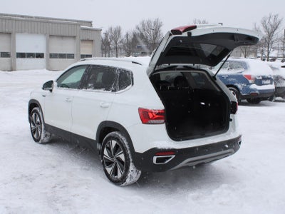 2024 Volkswagen Taos SE All Wheel Drive Auto-Shift Manual