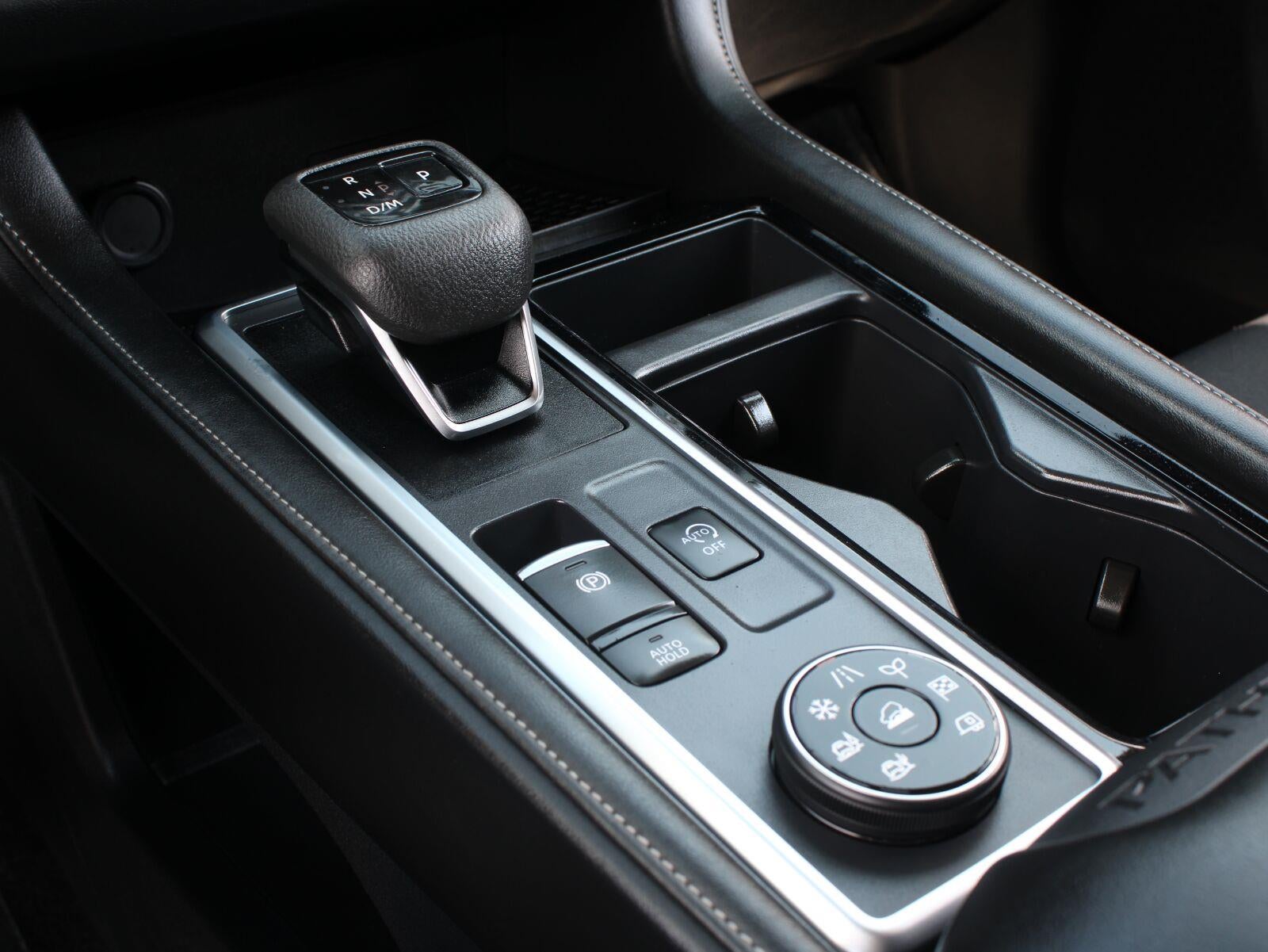 2025 Nissan Pathfinder SV Four Wheel Drive Automatic