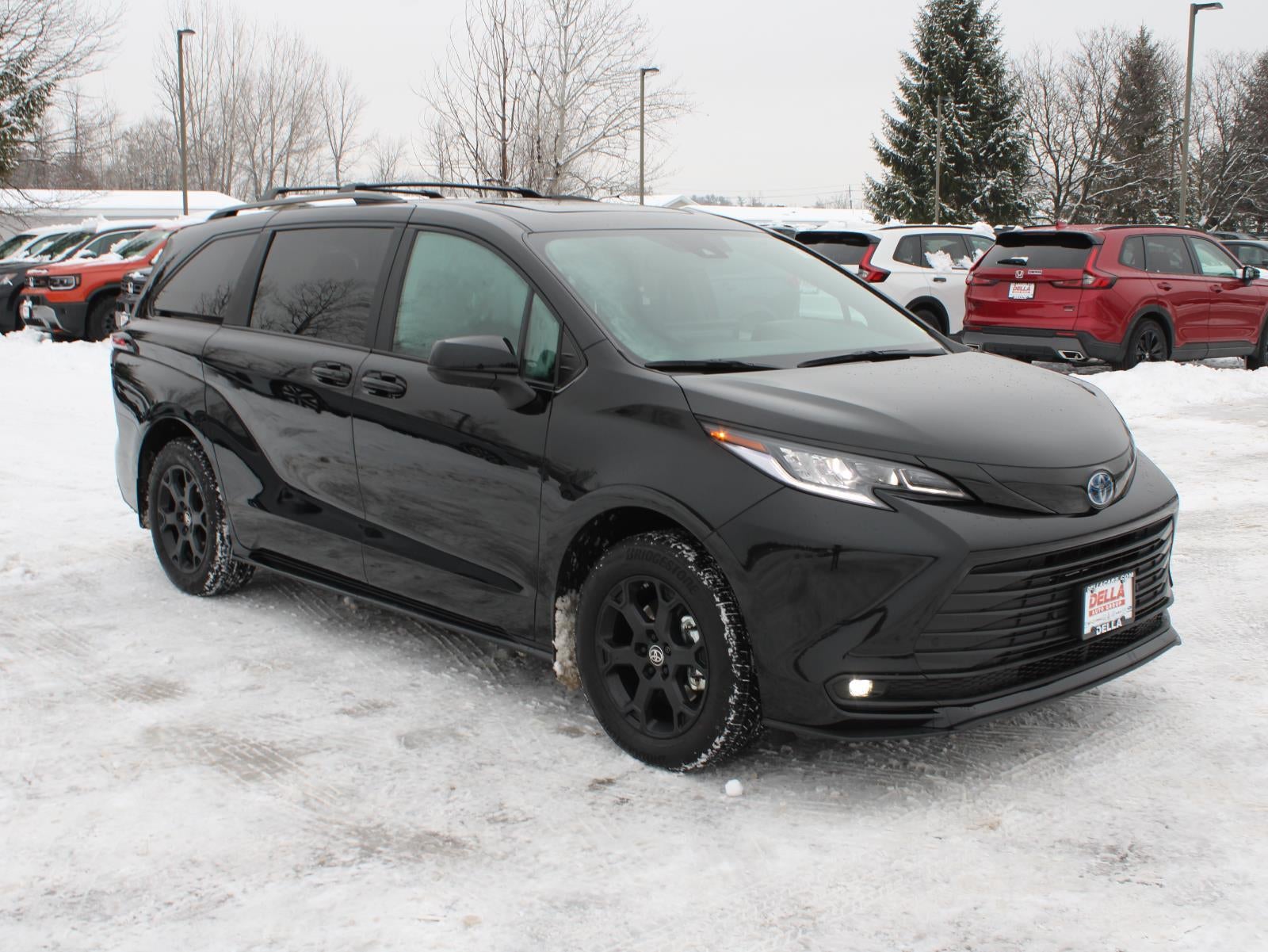 2025 Toyota Sienna Woodland Edition All Wheel Drive CVT