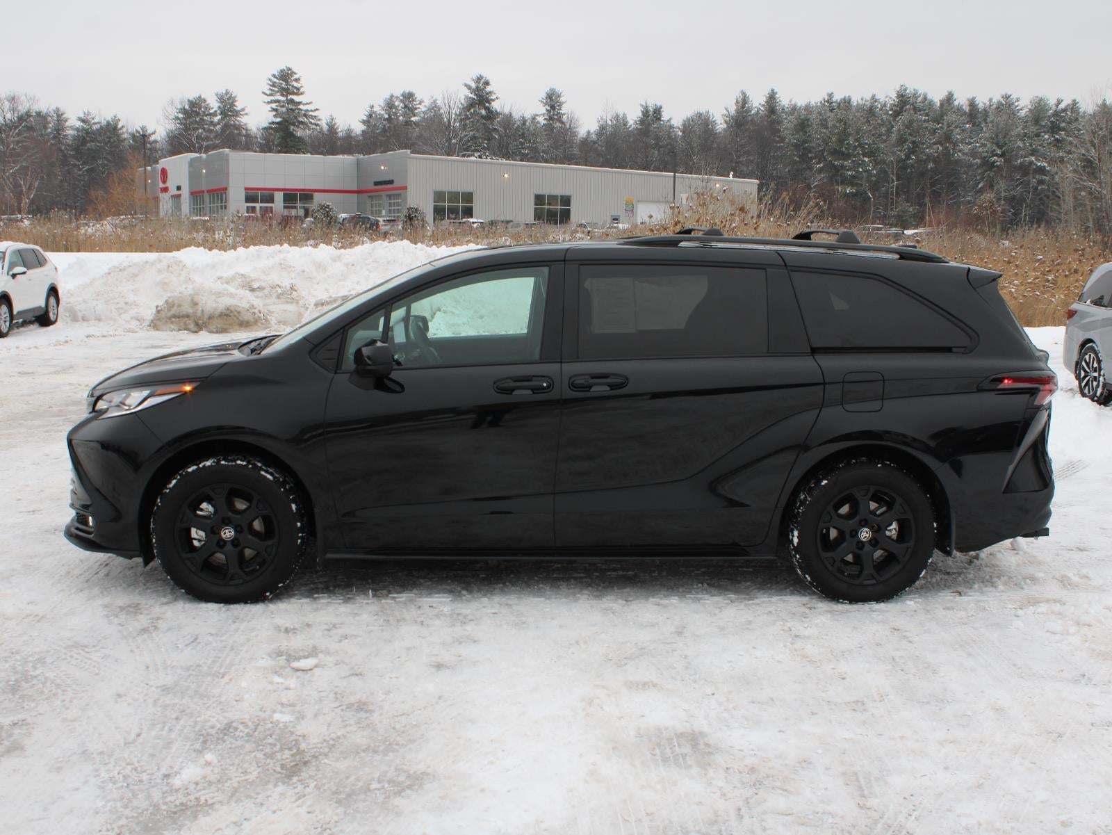 2025 Toyota Sienna Woodland Edition All Wheel Drive CVT