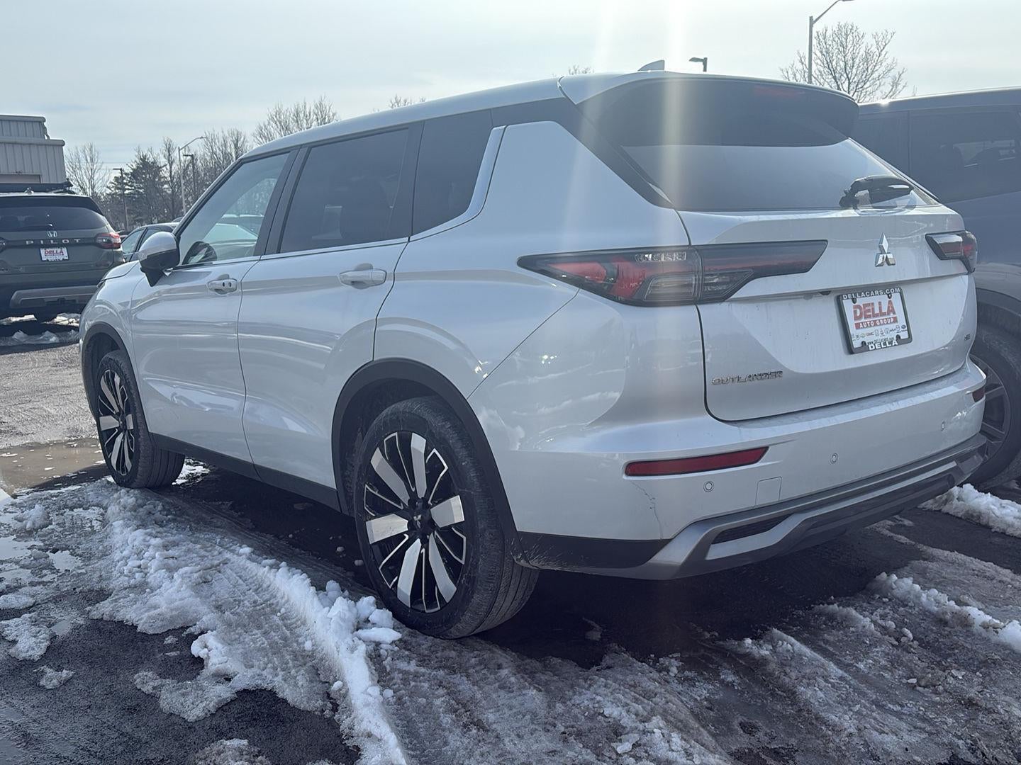 2025 Mitsubishi Outlander SE All Wheel Drive CVT