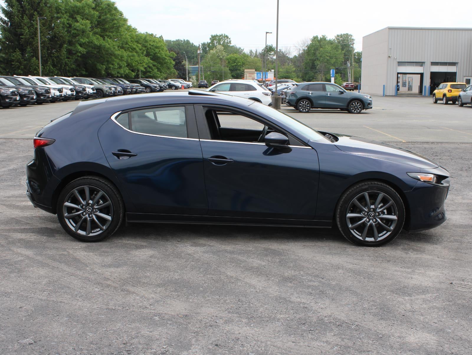 2024 Mazda Mazda3 Hatchback Preferred