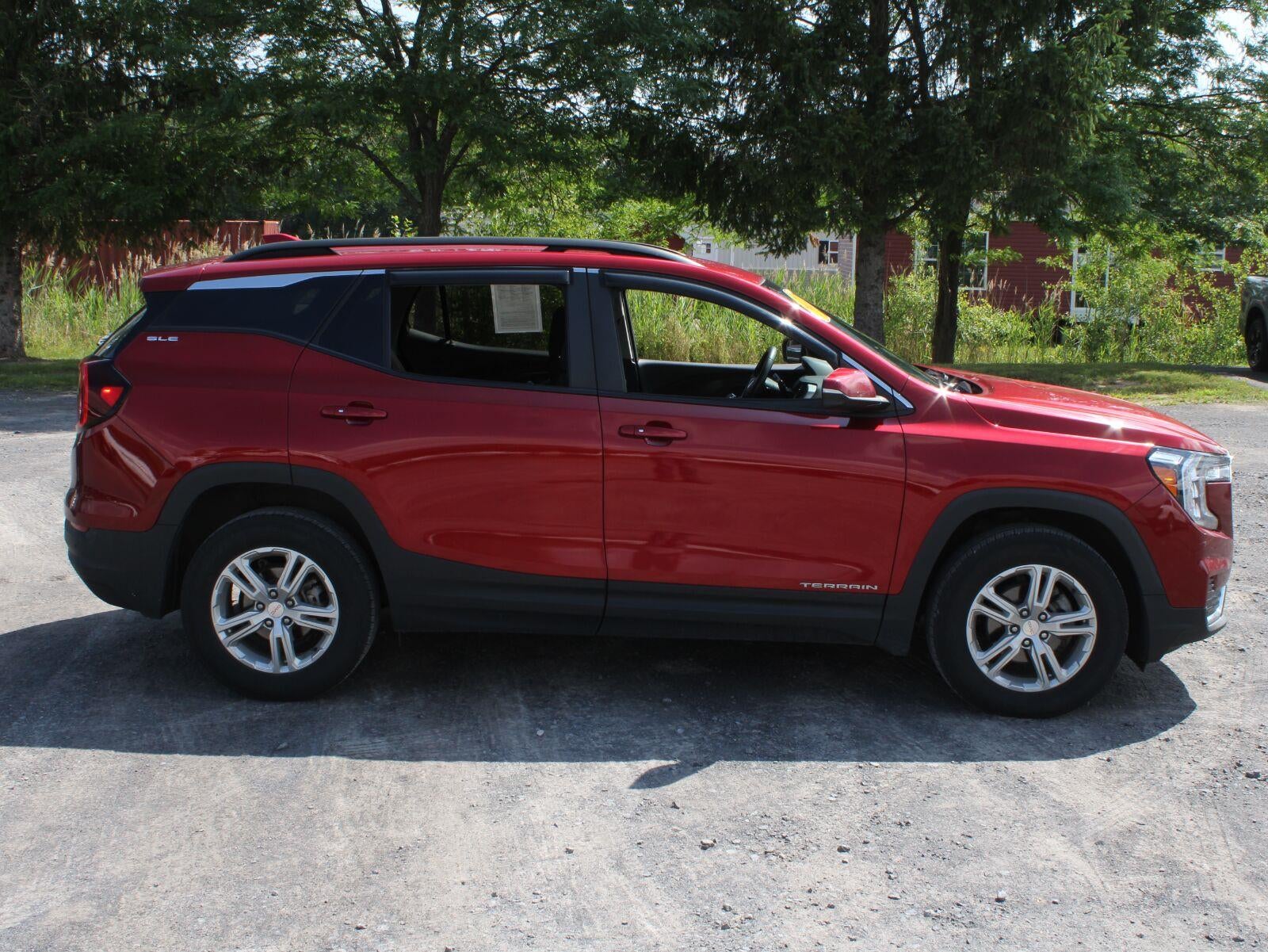 2022 GMC Terrain SLE