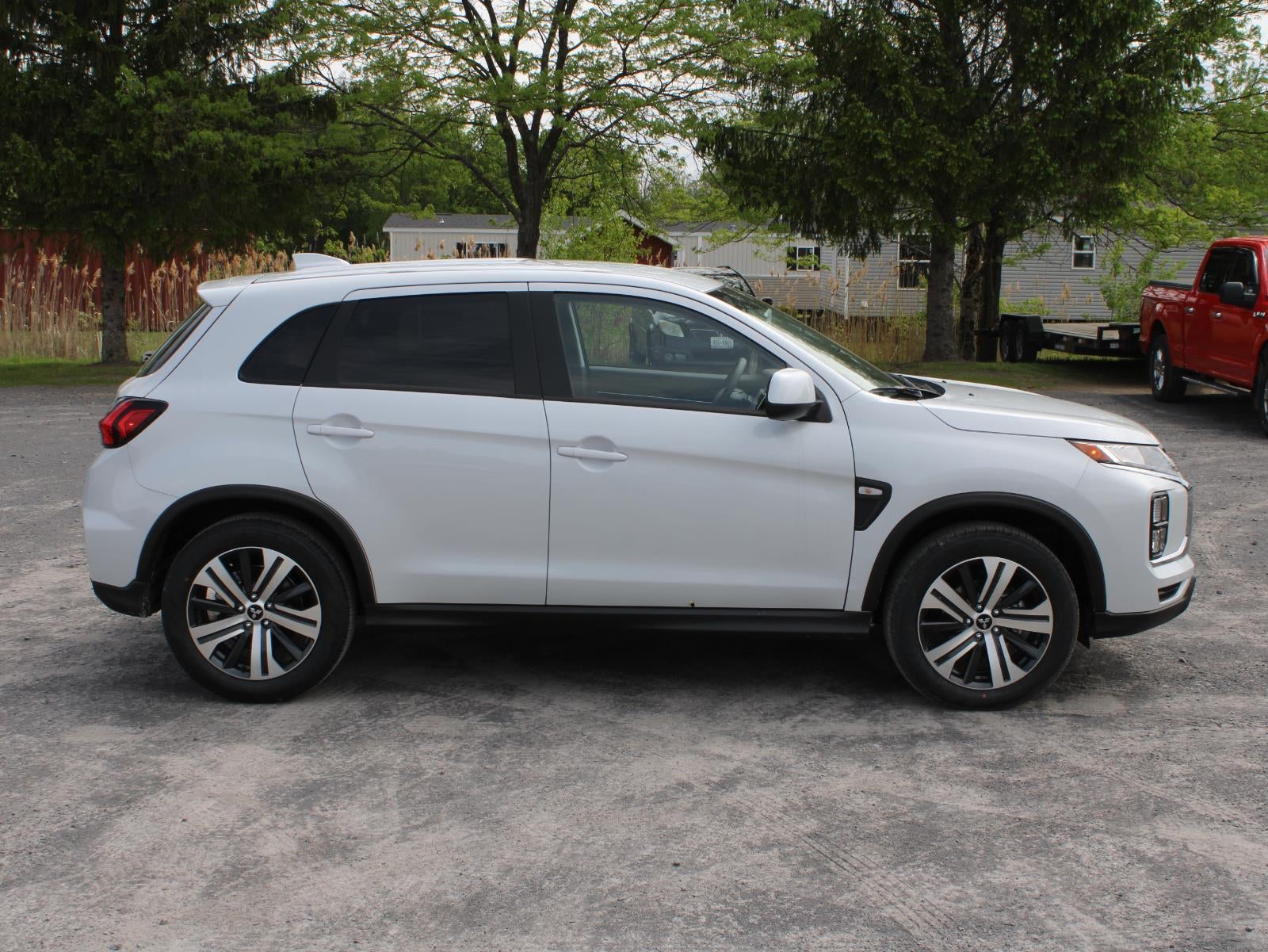 2026 Mitsubishi Outlander Sport ES