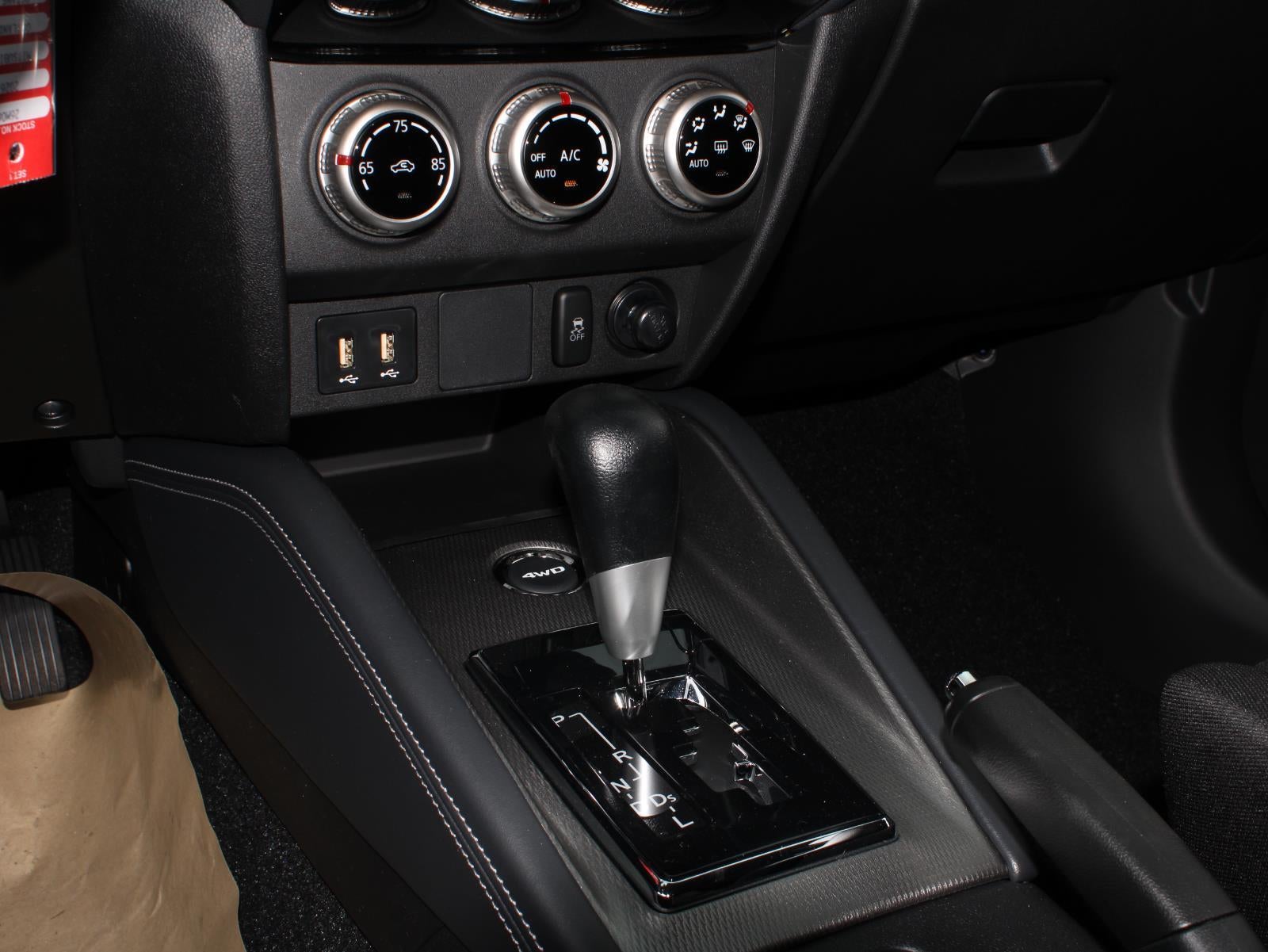 2026 Mitsubishi Outlander Sport ES
