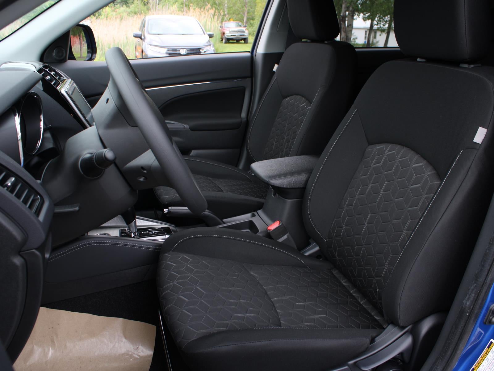 2026 Mitsubishi Outlander Sport ES